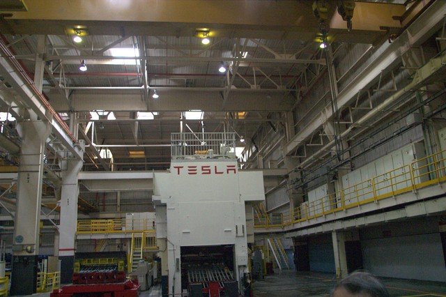 tesla factory 041